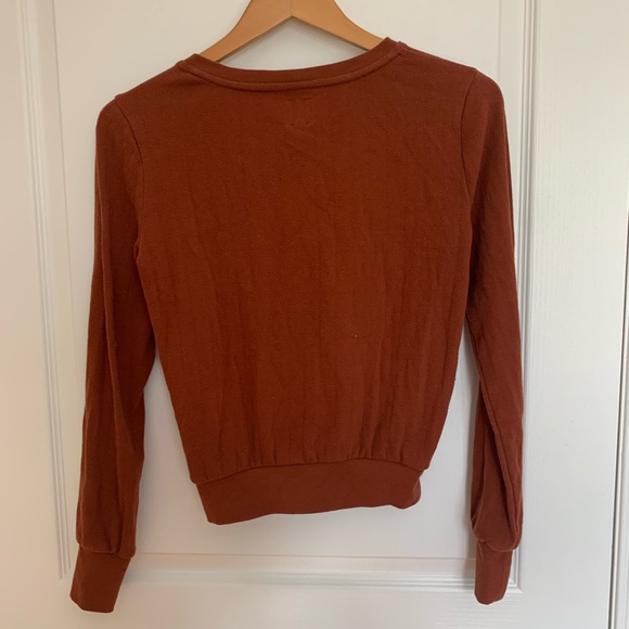 Cropped sweater - Picture 2 of 3